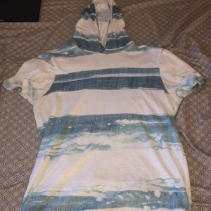 Urban Pipeline wave hood tee